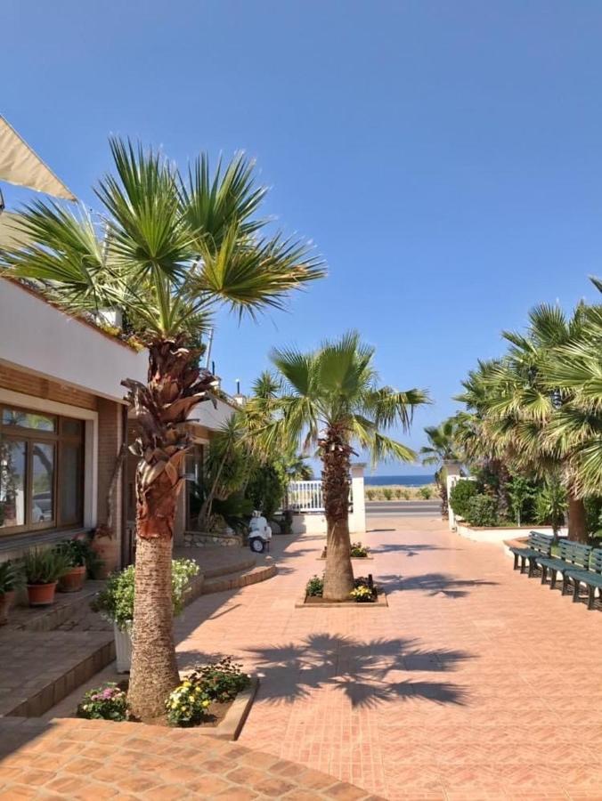 Suite Hotel Dominicus Grisolia Exteriör bild