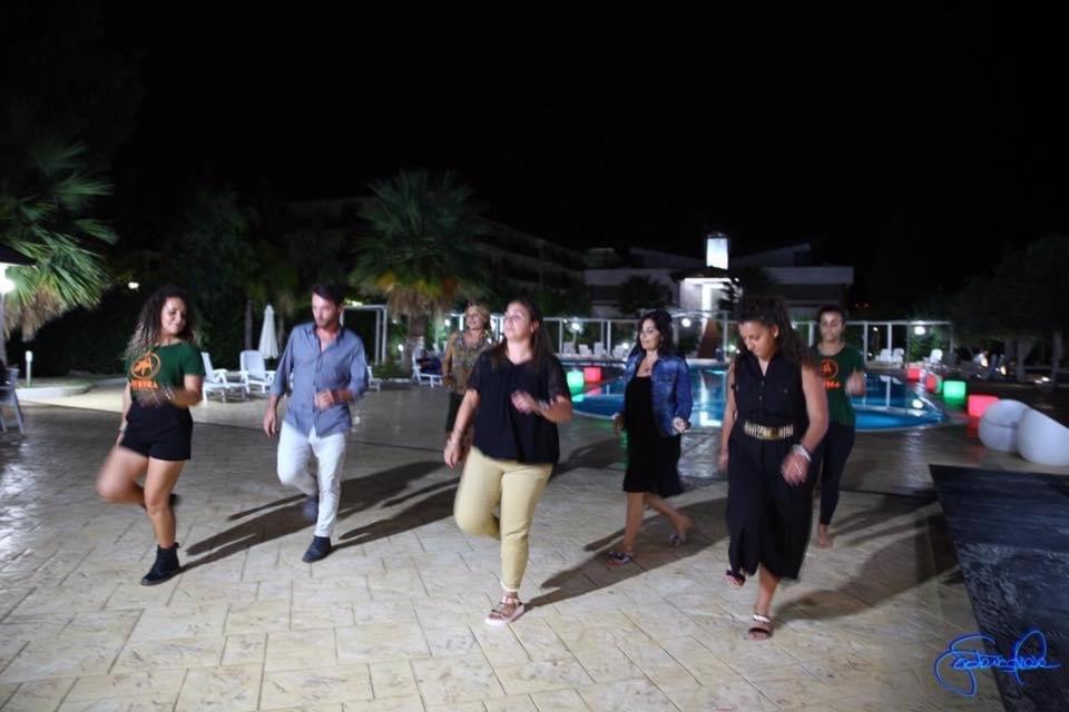 Suite Hotel Dominicus Grisolia Exteriör bild